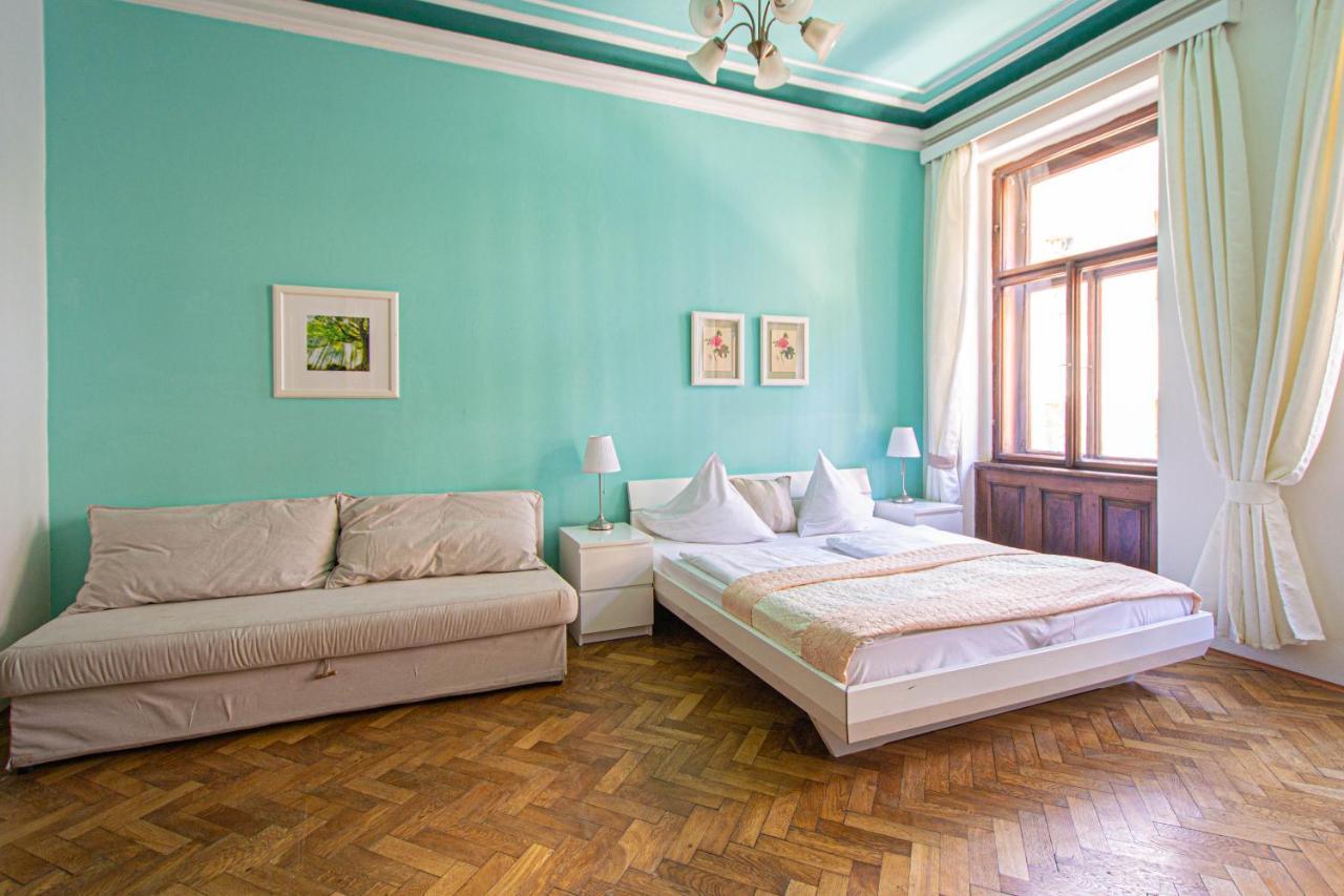 For Celebrations Spacious 3Bdr Apartment With Balcony Prag Exterior foto