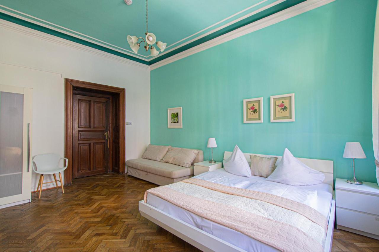 For Celebrations Spacious 3Bdr Apartment With Balcony Prag Exterior foto