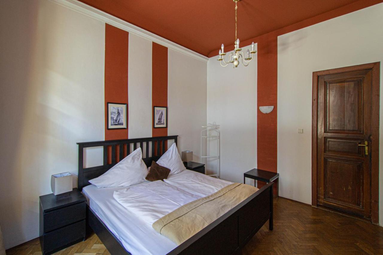 For Celebrations Spacious 3Bdr Apartment With Balcony Prag Exterior foto