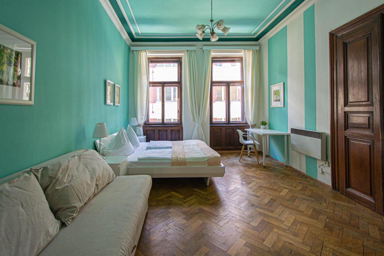 For Celebrations Spacious 3Bdr Apartment With Balcony Prag Exterior foto