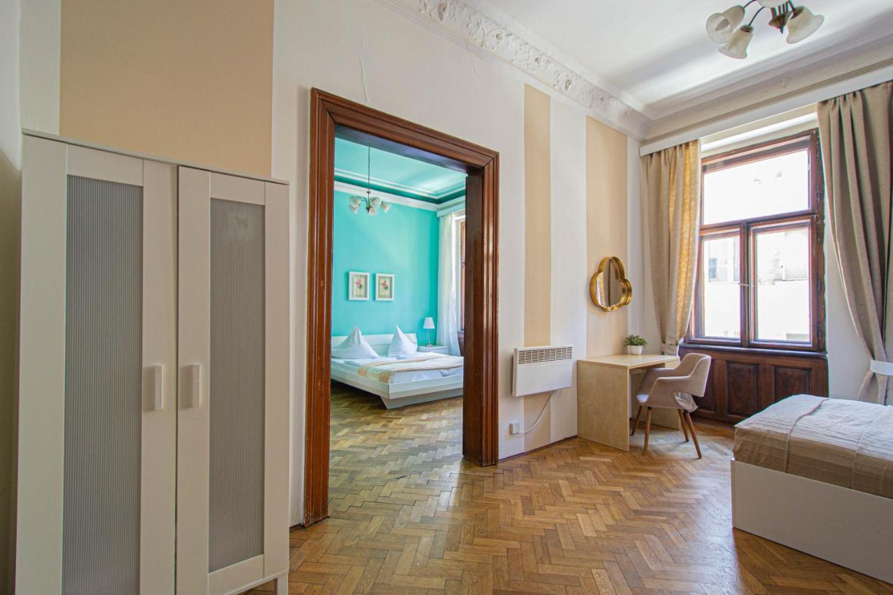 For Celebrations Spacious 3Bdr Apartment With Balcony Prag Exterior foto