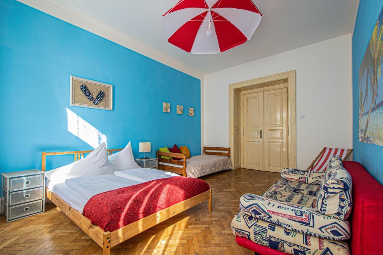 For Celebrations Spacious 3Bdr Apartment With Balcony Prag Exterior foto