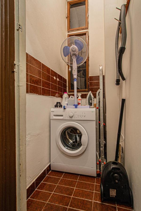 For Celebrations Spacious 3Bdr Apartment With Balcony Prag Exterior foto