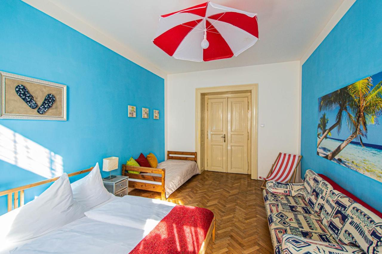 For Celebrations Spacious 3Bdr Apartment With Balcony Prag Exterior foto