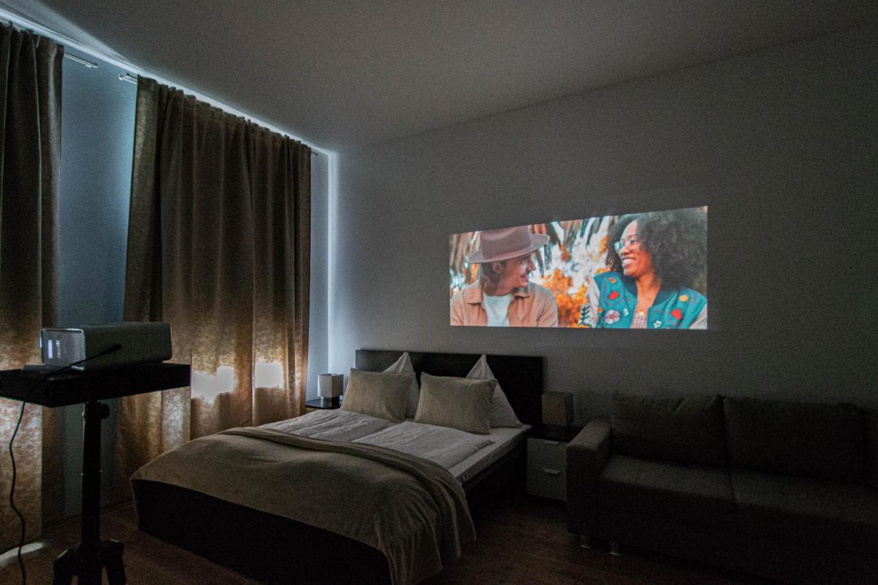 For Celebrations Spacious 3Bdr Apartment With Balcony Prag Exterior foto